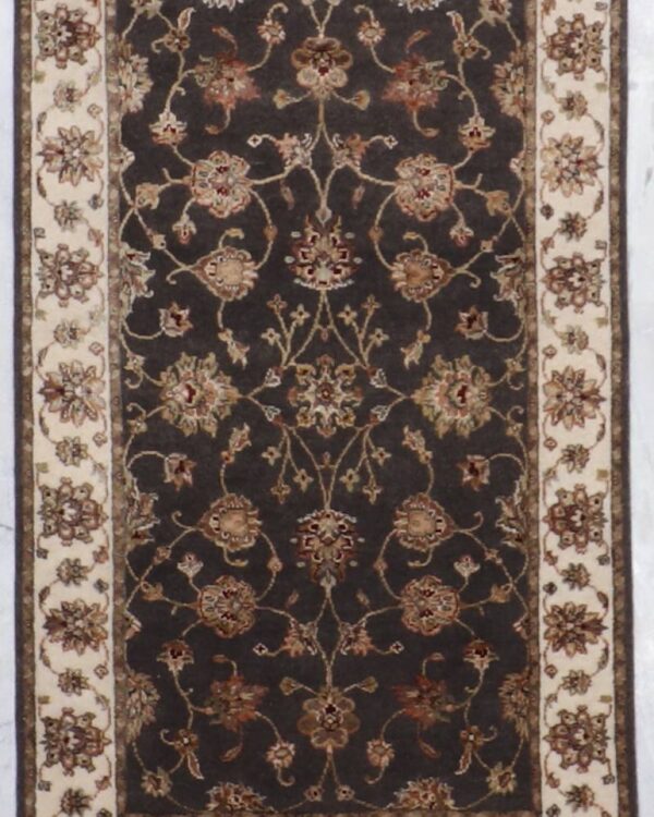 Brown Hand Crafted 3'1 X5'3 Area Rug